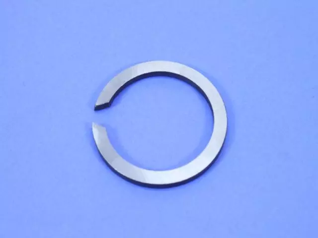 4897982AA - Transfer Case Model 241 [DHE, DHG, DHH]: Snap Ring for Mopar Image