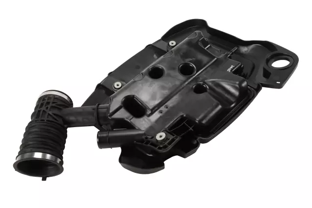 Engine Air Intake Hose - GM (84451658)