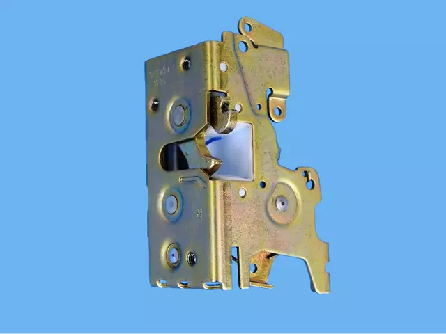 Cargo Door Latch, Right - Mopar (05104358AA)