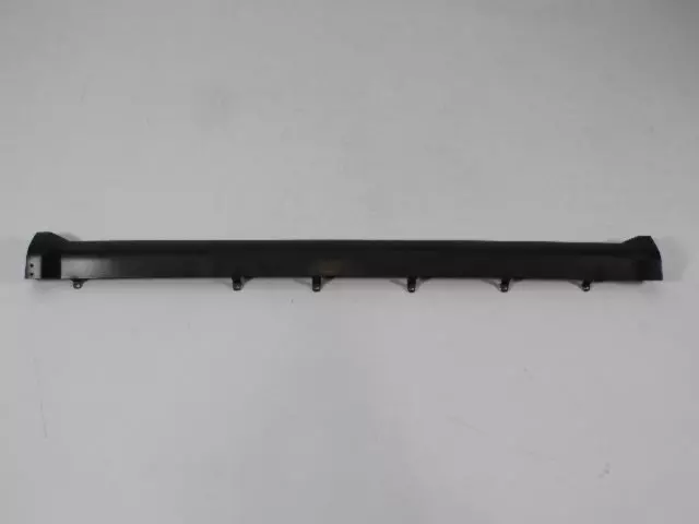 1DT12TZZAC - Exterior Ornamentation: Sill Cladding, Right for Mopar Image