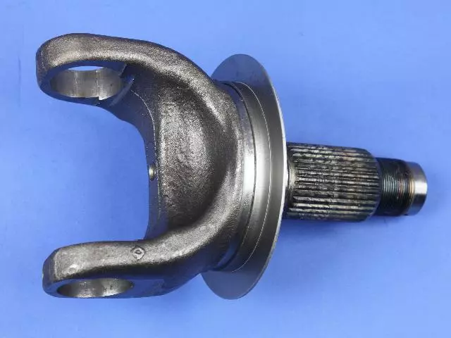 Stub Shaft, Right Or Left - Mopar (5015194AA)