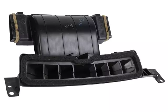 22847214 - Body: Defroster Nozzle for Buick: Enclave | Chevrolet: Traverse | GMC: Acadia, Acadia Limited | Saturn: Outlook Image