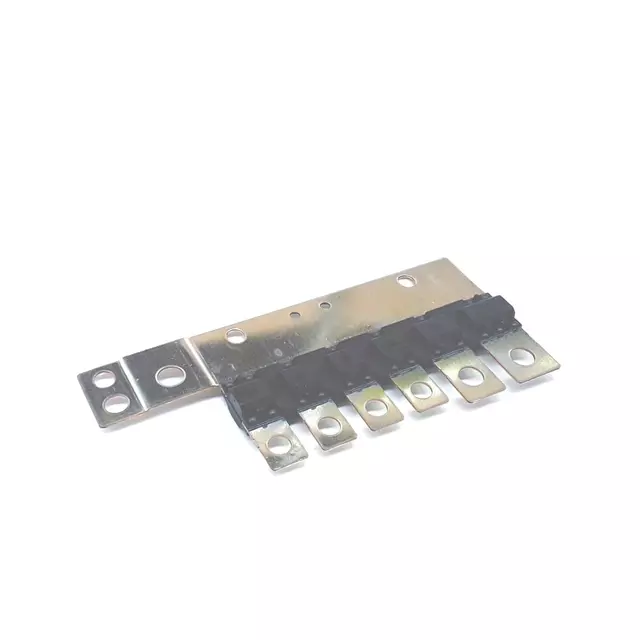 1K0937629A - : Main Fuse for Volkswagen: Golf, Golf R, GTI, Jetta Image