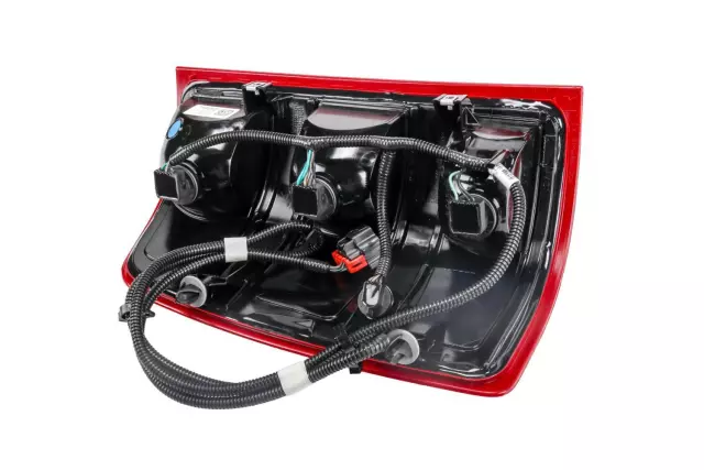 Passenger Side Tail Lamp Assembly - GM (25958485)