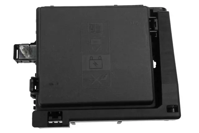 84003375 - : 2017 Cadillac XT5 - Fuse &amp; Relay Box for Cadillac: XT5 Image
