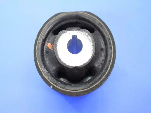 52125142AC - Front Axle; Dana 186 MM; Differential and Drive Line: Axle Mounting Isolator for Mopar Image