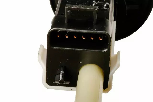 24242325 - Transmission: Clutch Master Cylinder for Chevrolet: Silverado 1500, Silverado 1500 Classic | GMC: Sierra 1500, Sierra 1500 Classic Image