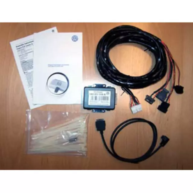 1K0051444B - : Ipod Connector for Volkswagen: Beetle, Eos, Golf, GTI, Jetta, Passat, Rabbit, Tiguan, Touareg Image