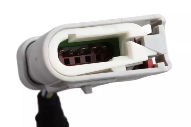 Rear License Plate Lamp Wiring Harness - GM (84384911)