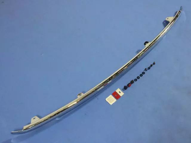 Deflector - Mopar (82210411AB)