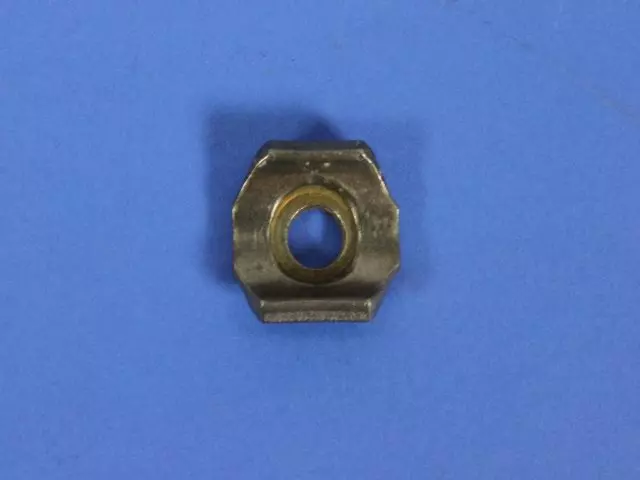 2463322 - : Rocker Retainer for Chrysler: Imperial, New Yorker | Dodge: Dakota, Dynasty Image