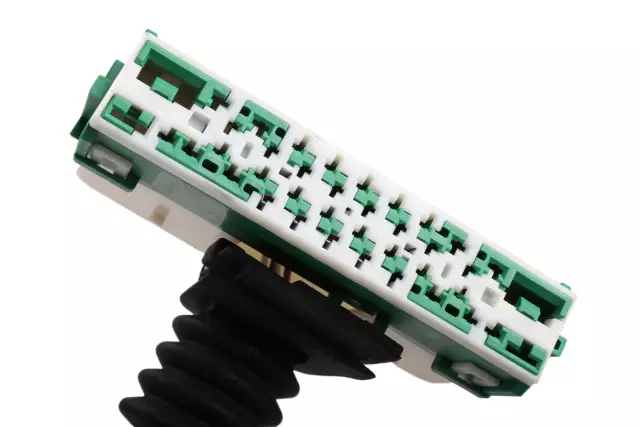 Forward Lamp Wiring Harness - GM (84618903)