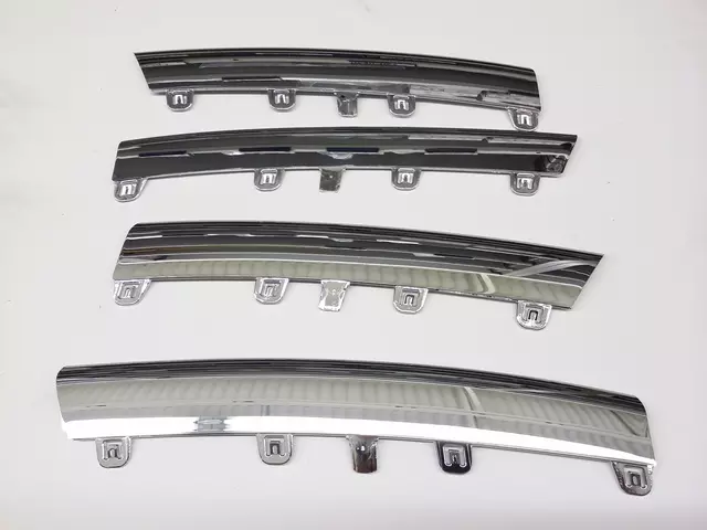 Molding Kit - Volkswagen (1KM-898-653)