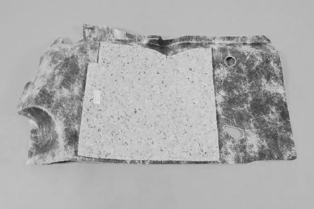 « 1CB90DK5AD – Interior Trim : Plancher Passager Carpette, Côté Droit pour Mopar Image »