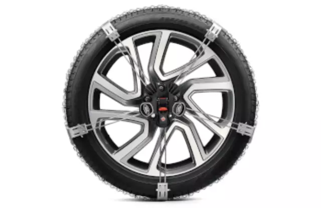 VPLKW0154 - Wheels: Snow Traction System for Land Rover: Range Rover, Range Rover Sport Image