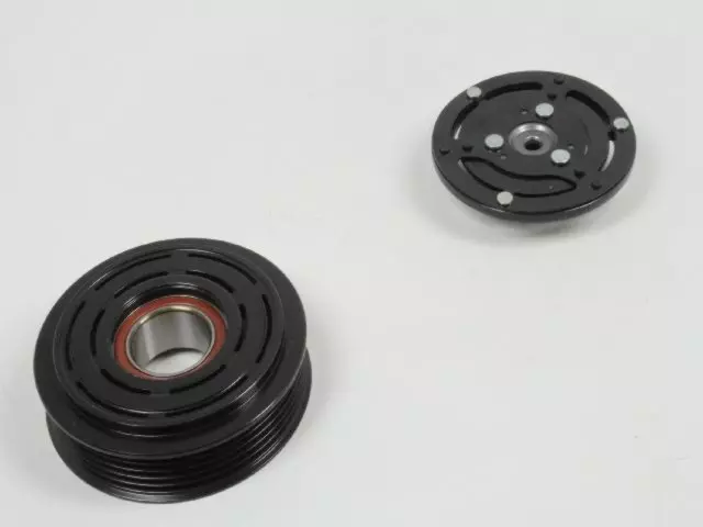 A/C Compressor Pulley Hub Kit - Mopar (68091785AA)