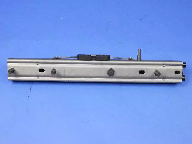 Seat Adjuster, Right - Mopar (68102002AA)