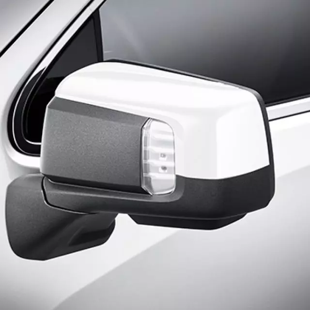 Outside Rear-View Mirror Covers - Summit White - GM (84612941)