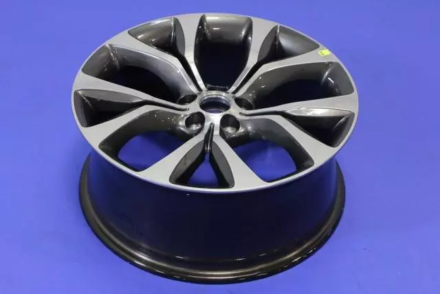 1WM50LSTAA - : Wheel, Alloy for Chrysler: 200 Image
