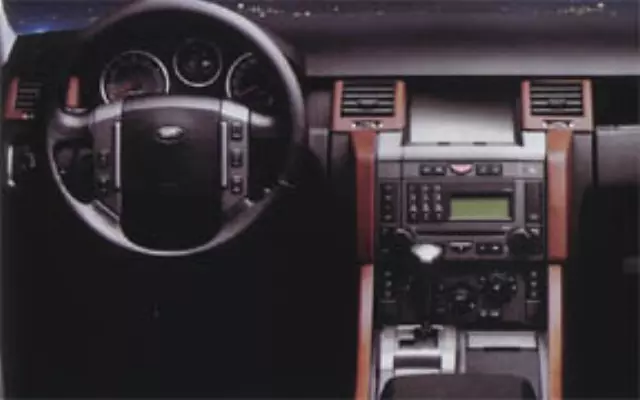 LR003873 - Interior: Wood Fascia Kit (Vents Only) - Lined Oak for Land Rover: Range Rover Sport Image