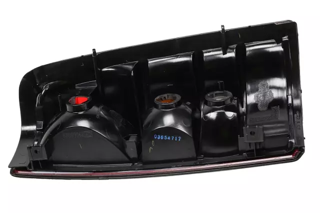 Driver Side Tail Lamp - GM (19169019)