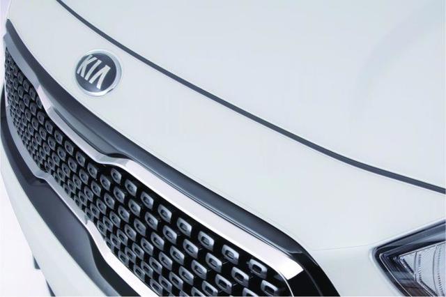 G5F27AU001 - Exterior: Hood Protector, Clear Appliqu? for Kia: Niro Image