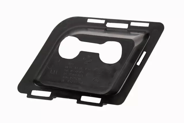 15946156 - Body: Tow Bracket Cover for GM Image