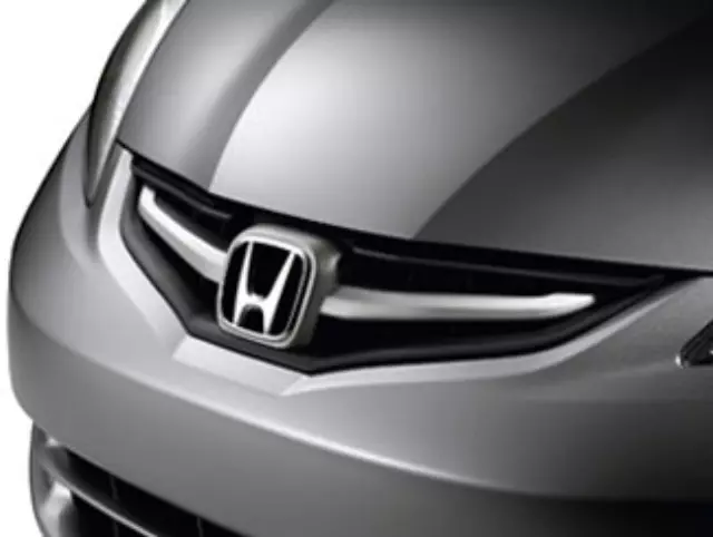 8F21TK6100 - Exterior: Sport Grille for Honda: Fit Image