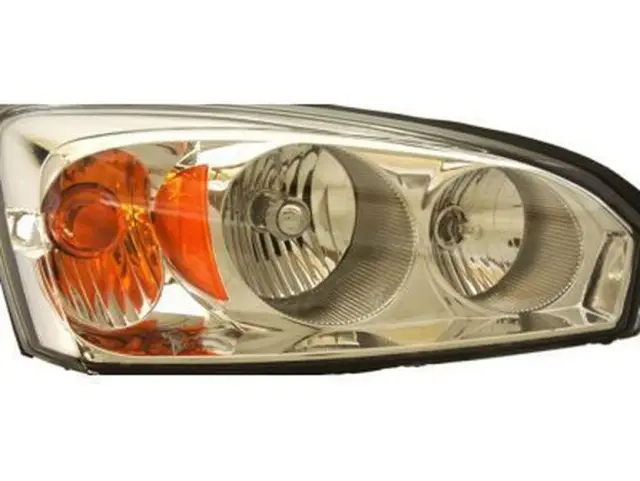 15851372 - Electrical: Headlamp Assembly for GM Image