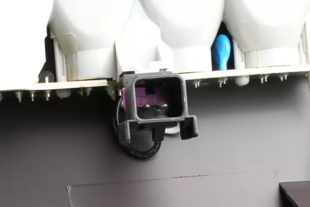 Cocoa High Mount Stop Lamp - GM (95461729)