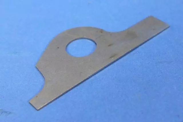 Shield - Mopar (68236049AA)