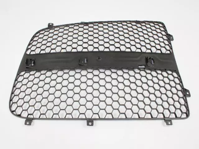 Panel Grille, Right - Mopar (5073288AA)