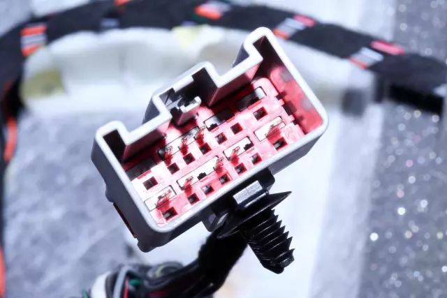 Shale Headliner - GM (84074386)