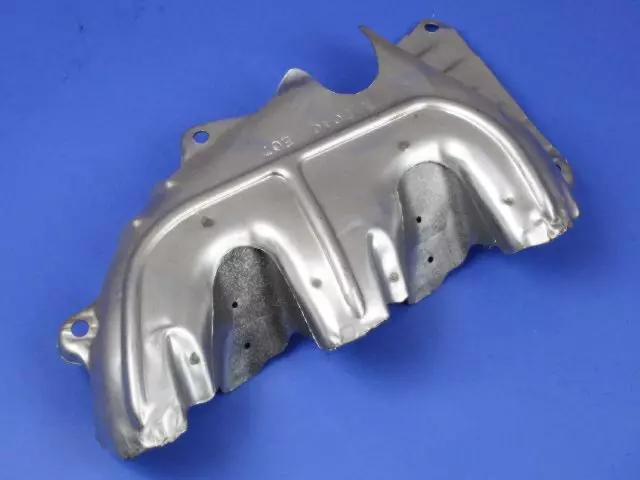 Exhaust Manifold Shield, Upper Right - Mopar (4781170AC)