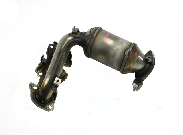 2505220170 - : 2002-2006 Toyota Camry - Exhaust Manifold for Toyota: Camry Image