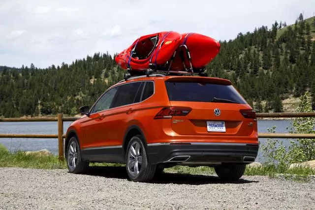 2018-2025 Volkswagen - Vertical Kayak Carrier Attachment - Volkswagen (000-071-127-A-DSP)