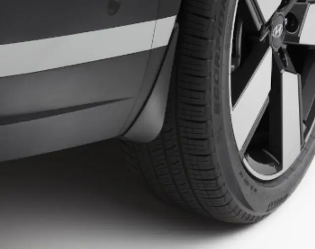 R6F46ACF00 - Body: Mudguards - Rear for Hyundai: Santa Fe Image