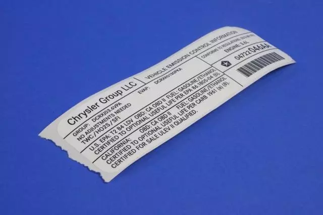 Veci Label Label - Mopar (4722046AA)