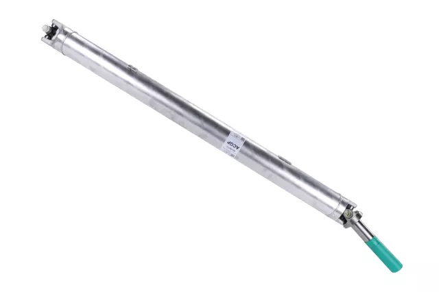 85109711 - Universals &amp; Rear Axle: Drive Shaft for Chevrolet: Colorado | GMC: Canyon Image