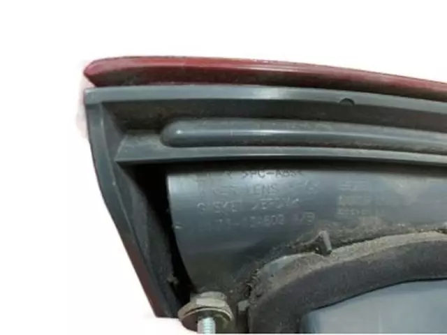 Backup Lamp Assembly - Ford (DS7Z-13404-A)