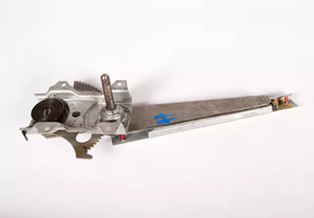 16830445 - Body: Window Regulator for Chevrolet: Cavalier | Pontiac: Sunfire Image image