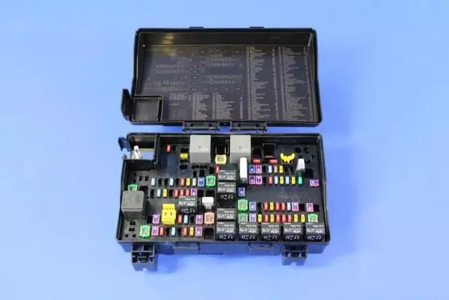 Intelligent Power Power Distribution Center - Mopar (68242830AE)