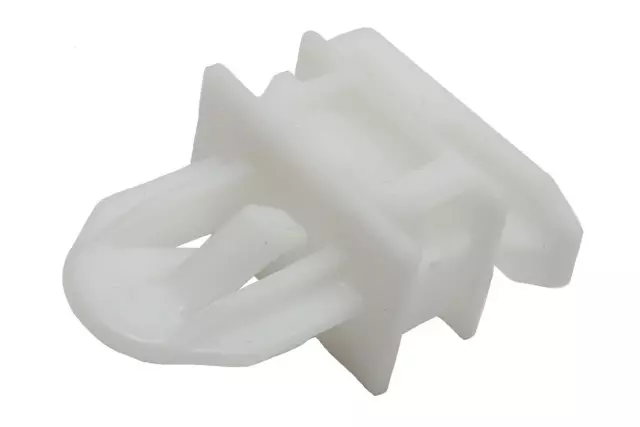 Front Grille Retainer - GM (11561829)