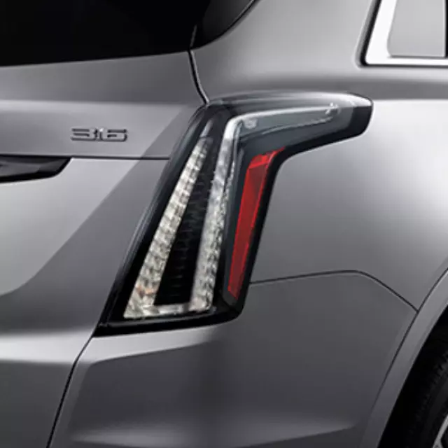 84501566 - : Tail Lamp, Alternate Color for Cadillac: XT5 Image