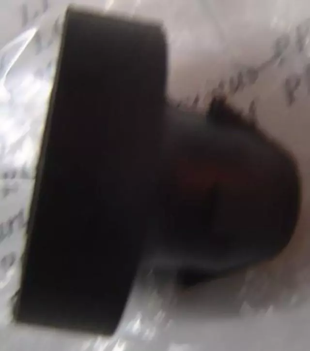 8846712100 - HVAC: Condenser Insulator for Toyota: Corolla Image