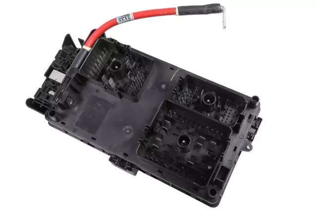 84080464 - : Front Compartment Fuse Block for Chevrolet: Impala Image