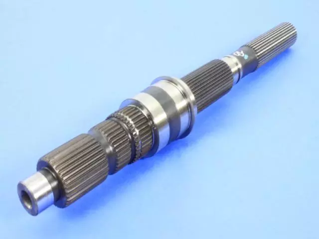 Transfer Case Mainshaft - Mopar (5015849AA)