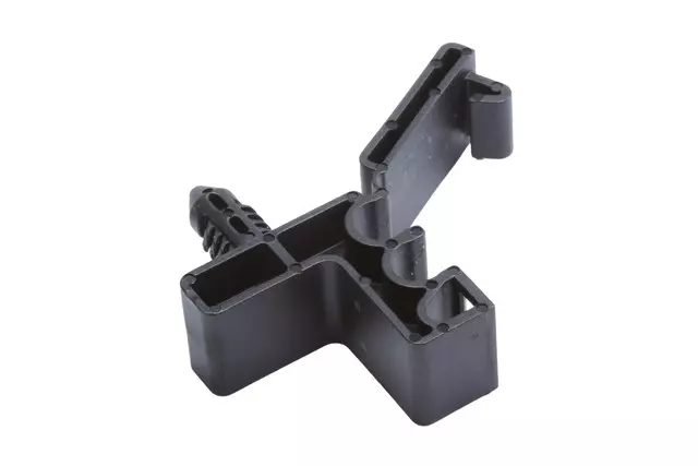 Rear Brake Front Pipe Clip - GM (11546521)