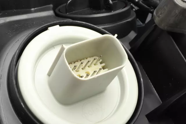 23236358 - : Passenger Side Headlamp Assembly for Cadillac: ATS Image