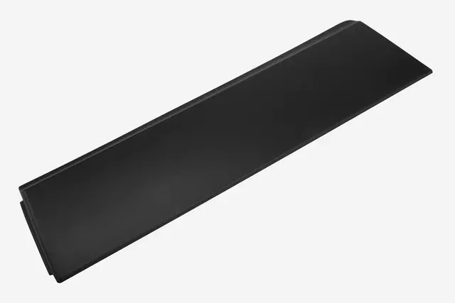 Anthracite Side Door Lower Molding - GM (95161598)